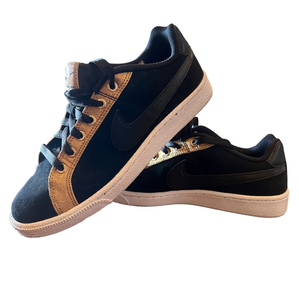 nike court royale price